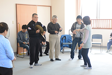 時には演奏体験をします